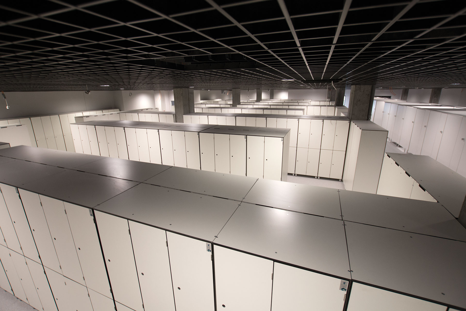 Taurus szafki z płyty HPL wolnostojące